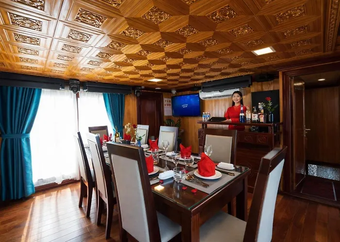  Private Sail - Bai Tu Long Ha Long