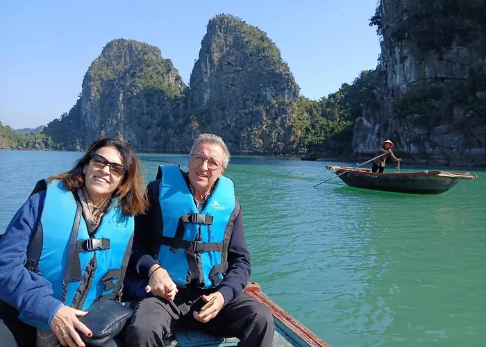 Private Sail - Bai Tu Long  *