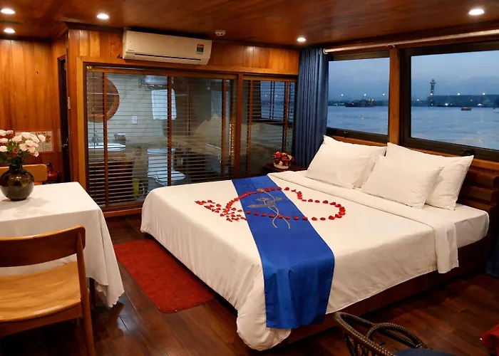 Private Sail - Bai Tu Long  *