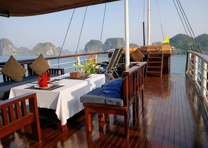 Private Sail - Bai Tu Long *