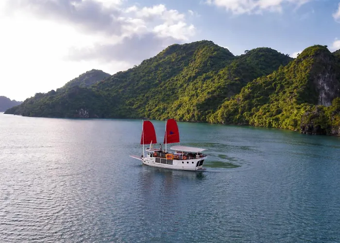 Private Sail - Bai Tu Long  *